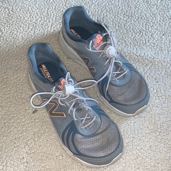 New Balance Cush Ultra Soft Comfort Insert Sneakers — 7.5 - Picture 4 of 8